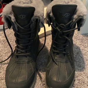 I wore them once, they are fluffy on the inside